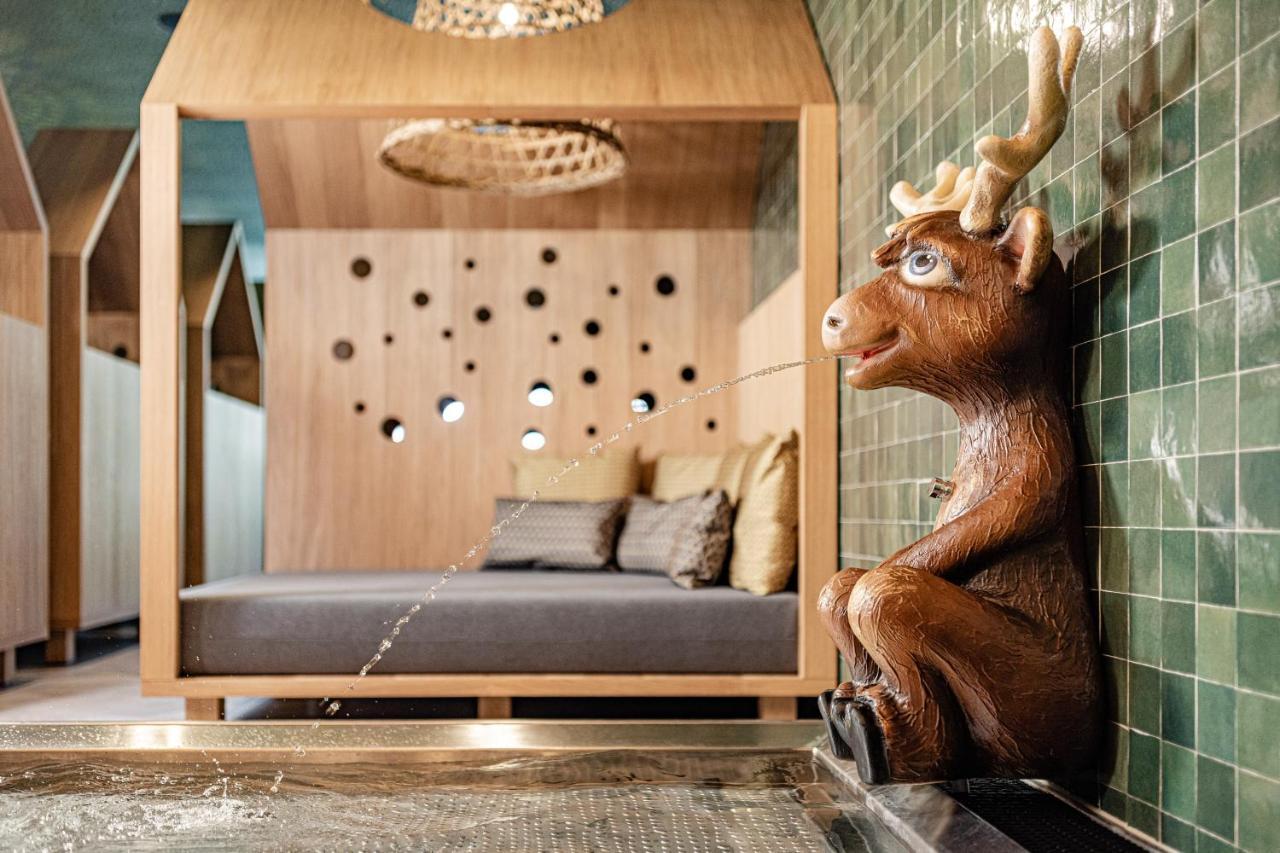 Alpine Luxury Spa Resort Schwarzenstein Lutago Exterior photo